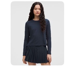 Lululemon Cotton Blend Long Sleeve in True Navy